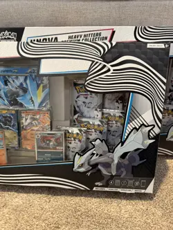 NEW SEALED POKEMON UNOVA HEAVY HITTERS PREMIUM COSTCO COLLECTION BRAND NEW X2✅ - Image 2