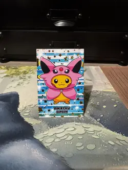 Pikachu Espeon Poncho - Gold Holo Box Hit - Card Database Attacks 2 - Pokemon - Image 1