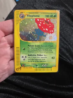 Pokemon TCG Vileplume H31/H32 Aquapolis Holo Rare Damaged (Crease) - Image 1