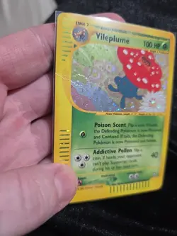Pokemon TCG Vileplume H31/H32 Aquapolis Holo Rare Damaged (Crease) - Image 2