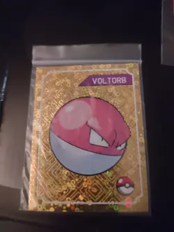 1995 POKEMON GOLD!!!! Voltorb Last Evolution Sticker Limited Edition Foil - Image 1