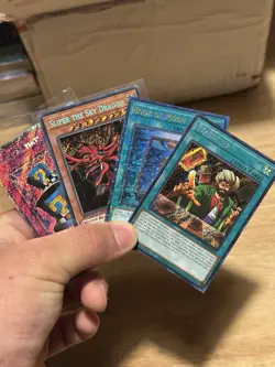 HUGE Yugioh Card Collection Lot Vintage BLUE EYES DARK MAGICIAN Holo + MORE - Image 3