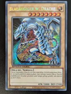 Blauaugiger w. Drache SBCB-DE087 Secret Rare DE NM YUGIOH - Image 1