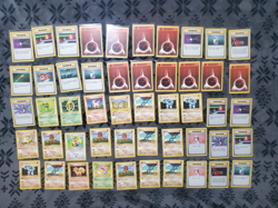 LP/NM Base Set SHADOWLESS Lot 50 Cards WOTC POKEMON - Image 1