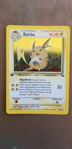 1995-1998 Pokemon TCG Raichu 14/62 Base Set Holo Rare Nr Mint* - Image 1