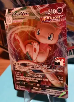 Mew VMAX 114/264 Prize Pack: Series Pokemon Play! Light Damage Condition - Image 4