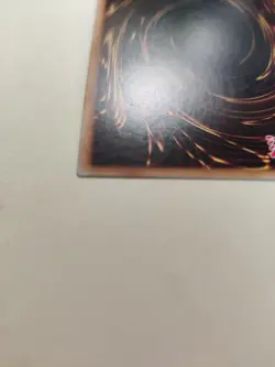 Dark Magician CT13-EN003 Ultra Rare Limited Edition VLP Yugioh! - Image 4