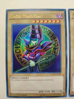 2x Yu-Gi-Oh! Dark Magician YGLD-ENC09 1st Edition Ultra Rare LP - Image 2