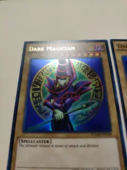 2x Yu-Gi-Oh! Dark Magician YGLD-ENC09 1st Edition Ultra Rare LP - Image 3