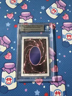 YuGiOh - Dark Magician #14 - 1998 Bandai - Rare - BGS 8.5 - Image 2