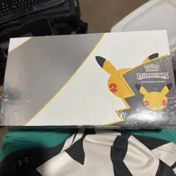 Pokemon TCG: Celebrations Ultra-Premium Collection Box (2021) 820650829147 - Image 1