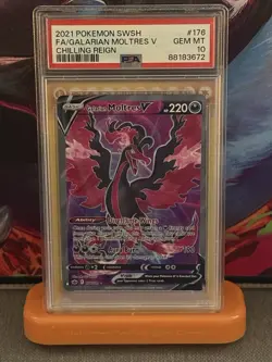 Pokemon Galarian Moltres V 176/198 Chilling Reign Full Art PSA GEM MINT 10 - Image 1