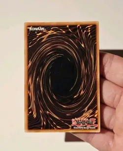 Yugioh Winged Kuriboh TLM-EN005 Super Rare LP - Image 4