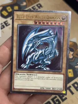 Blue Eyes White Dragon OP28-EN001 Ultimate Rare YuGiOh! NM EURO - Image 2