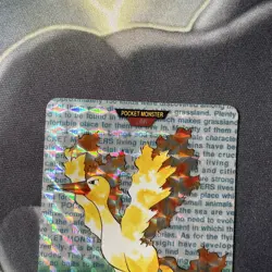1996 Pokemon Bandai Carddass Green Moltres #146 Japanese prism holo card - Image 2