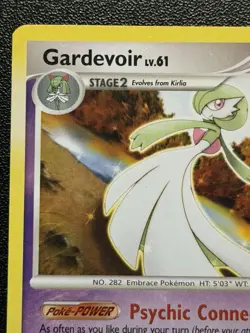 Gardevoir 8/127 Non-Holo Pokemon Platinum 2009 - Image 2