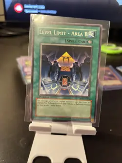 Yu-Gi-Oh! Level Limit - Area B SD3-EN024 Common Mint Never Played - 1st Edition - Image 1