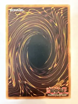 Blue-Eyes White Dragon - LOB-001 - Ultra Rare Holo - LP - Image 2