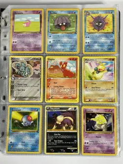 Pokemon Card Collection VTG Binder Holo Rare 1st E-Reader WoTC Holon Arcanine - Image 5