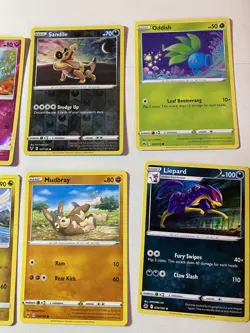 Pokemon TCG 18 Card Bundle job lot free tin art card & token in great condition - Image 3