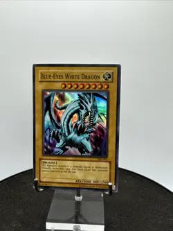 Blue-Eyes White Dragon SKE-001 Super Rare SD Kaiba Evolution 2004 Yu-Gi-Oh! TCG - Image 1