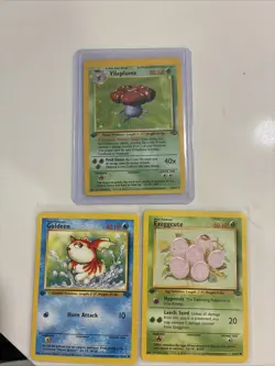 Pokemon 1999 Jungle 1st Edition Lot: Holo Vileplume 15/64, Goldeen, Exeggcute - Image 1