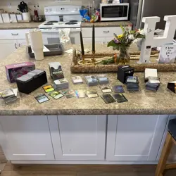 Magic the Gathering Bulk Lots Rares And Unbuilt Commander Decks - Image 1