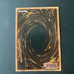 Yu-Gi-Oh! Trading Card Blue-Eyes White Dragon - Image 2