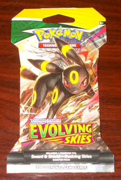 Pokemon TCG: Sword & Shield - Evolving Skies Sleeved Single Booster Pack new 820650808784 - Image 1