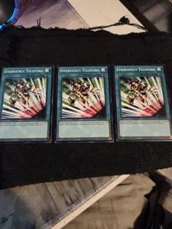 x3 Emergency Teleport - L26D-ENX16 - Common YuGiOh - Image 1