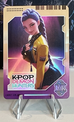 Kpop Demon Hunters Exquisite Collection Card RUMI HUNTRIX #UR-001 Holofoil - Image 1