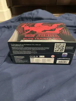 Pokemon TCG- Astral Radiance ETB (Sealed) - Image 5