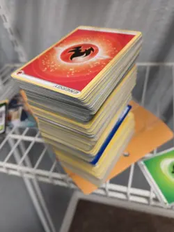 50 Pokemon Cards Mystery Pack 5 Hollos Guaranteed - Image 1