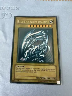 YuGiOh Blue Eyes White Dragon SDK-001 Max Faded Misprint Ultra Rare - Image 1