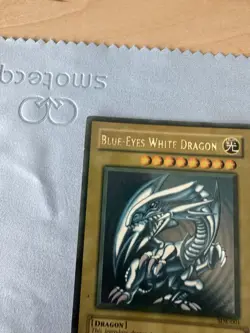 YuGiOh Blue Eyes White Dragon SDK-001 Max Faded Misprint Ultra Rare - Image 4