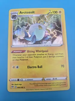 Pokemon Arctozolt Stage 1 066/189 Sword & Shield 130 HP 70 Attack Fossil Card NM - Image 1