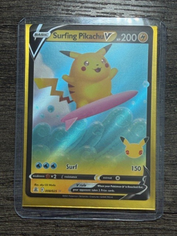POKEMON FULL ART SURFING PIKACHU V 008/025 ULTRA RARE + NEW ARCEUS SLEEVE LP-NM - Image 5