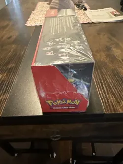 Pokemon Scarlet & Violet Prismatic Evolutions Booster Bundle - Image 2