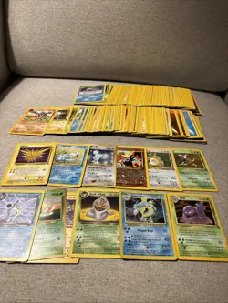 Vintage Pokemon Card Stack Of 250 Cards Lp-Mp Vintage W. 10 Holos 🚨 - Image 3