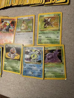 Vintage Pokemon Card Stack Of 250 Cards Lp-Mp Vintage W. 10 Holos 🚨 - Image 5