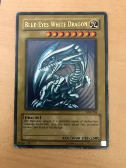 Yugioh Blue-Eyes White Dragon SDK-001 Ultra Rare Holo GOOD CONDITION - Image 2