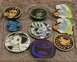 Pokemon Flip Coin lot Dragonite Lucario Gengar plus 2 pins - Image 1