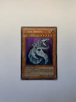 Yugioh Karte: Cyber Drache (CT03-DE002) - Secret Rare, Limitierte Auflage - Image 5