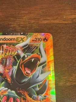 Mega Houndoom EX 22/162 Breakthrough Holo Pokemon Card - Image 3