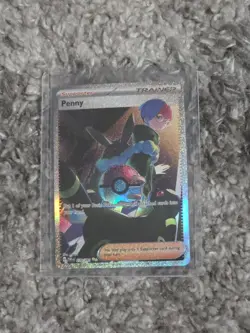 Pokemon TCG Penny Paldean Fates Trainer Holo Card 239/091 Illustration Rare - Image 3