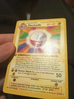 Pokemon Electrode 21/102 BS Shadowless Base Set Rare 1st Edition - Image 2