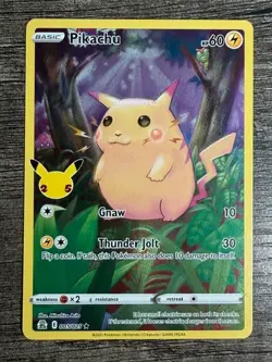 POKEMON FULL ART PIKACHU 005/025 RARE CELEBRATIONS 2021 LP-NM + ARCEUS SLEEVE - Image 1