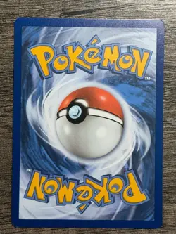 POKEMON FULL ART PIKACHU 005/025 RARE CELEBRATIONS 2021 LP-NM + ARCEUS SLEEVE - Image 4