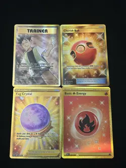 Pokemon TCG gold card 4 card lot - Image 1