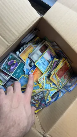 HUGE box of random POKEMON cards ( Vintage - Modern Cards 1995-2024 ) *READ DESC - Image 5